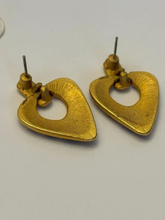 Cine Post Earrings Vintage Leopard Animal Print Triangle Enamel Accent Jewelry - Picture 7 of 9